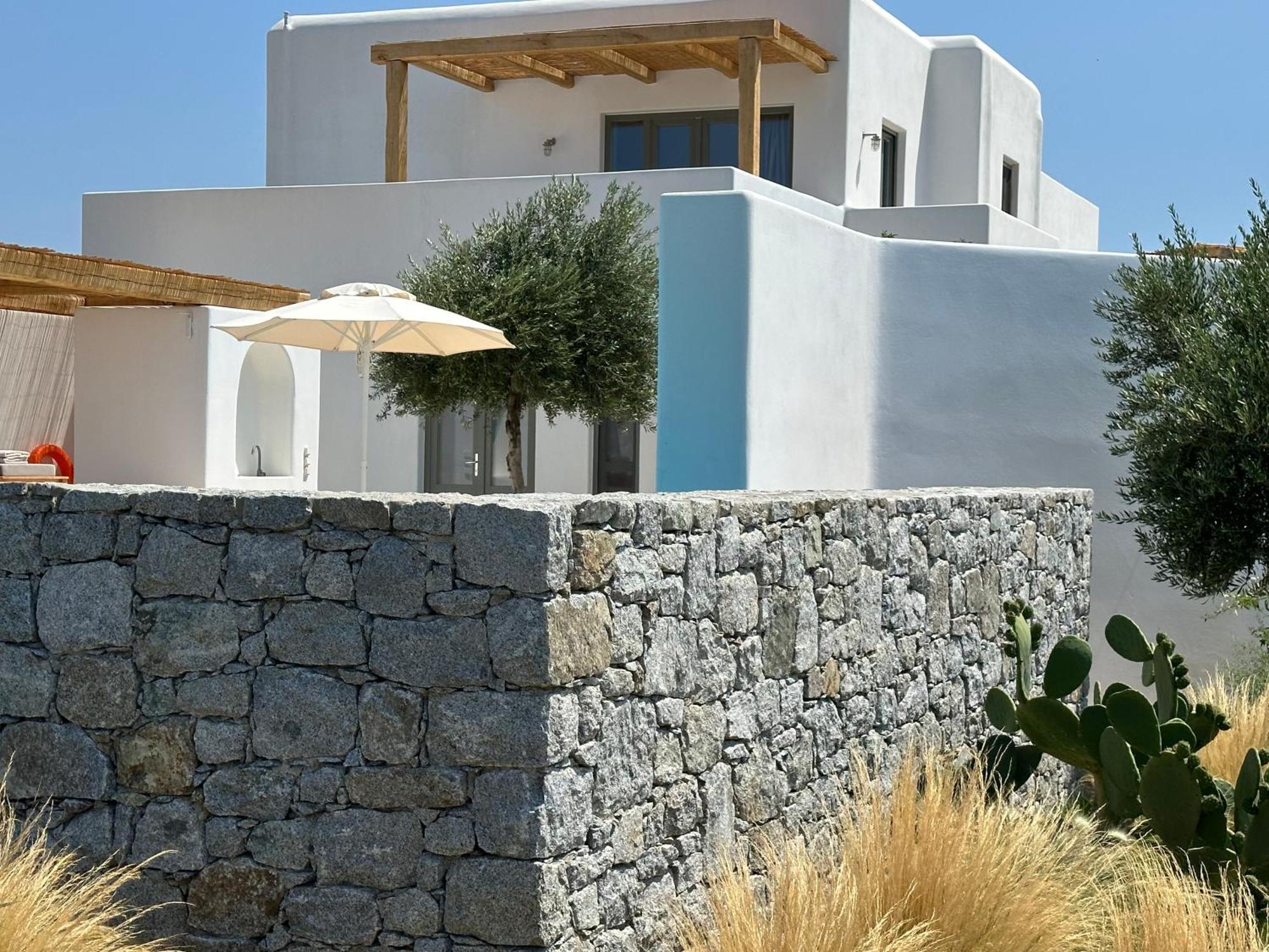 Alio Naxos Luxury Suites Ájosz Jeórjosz Kültér fotó