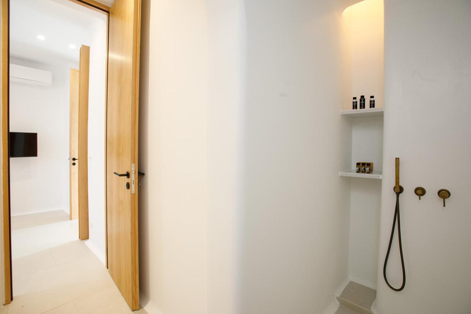 Alio Naxos Luxury Suites Ájosz Jeórjosz Szoba fotó